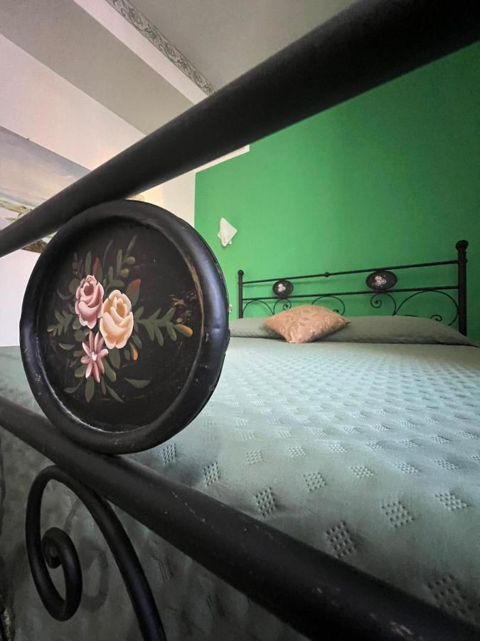 Carlo V - Holiday Rooms Porto Empedocle Exterior foto