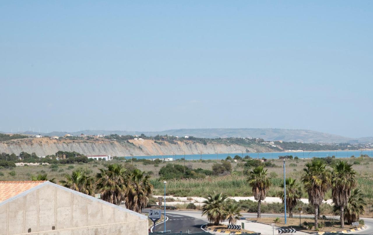 Carlo V - Holiday Rooms Porto Empedocle Exterior foto